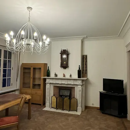 לינה וארוחת בוקר Ces 4*