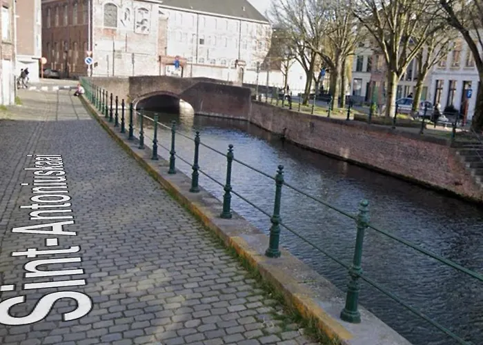 Ces Bed & Breakfast Gent